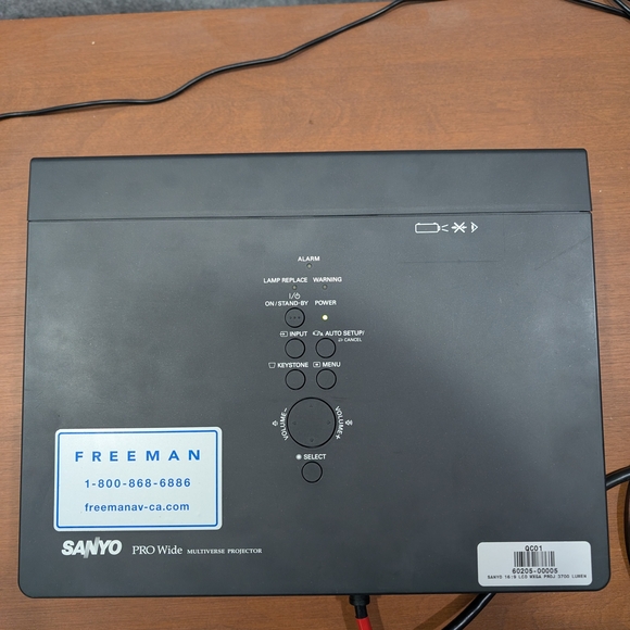 SANYO PLC-WXU30A Pro Wide WXGA Multimedia Projector Business Classroom - TESTED - Picture 5 of 11